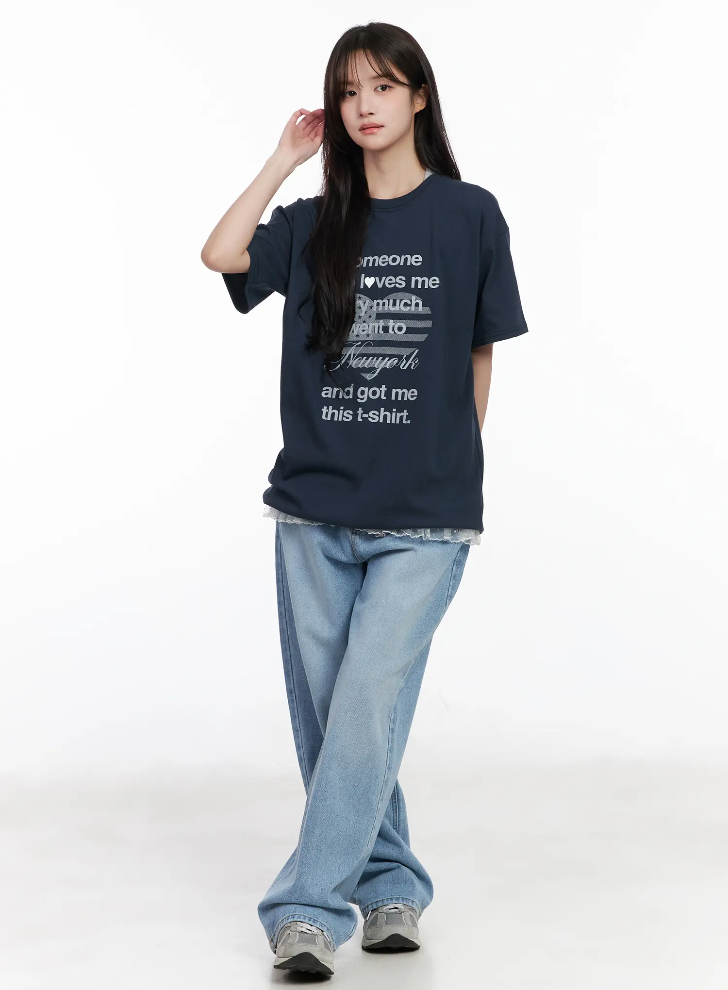 Oversized Graphic Tee CM527 - Image 3