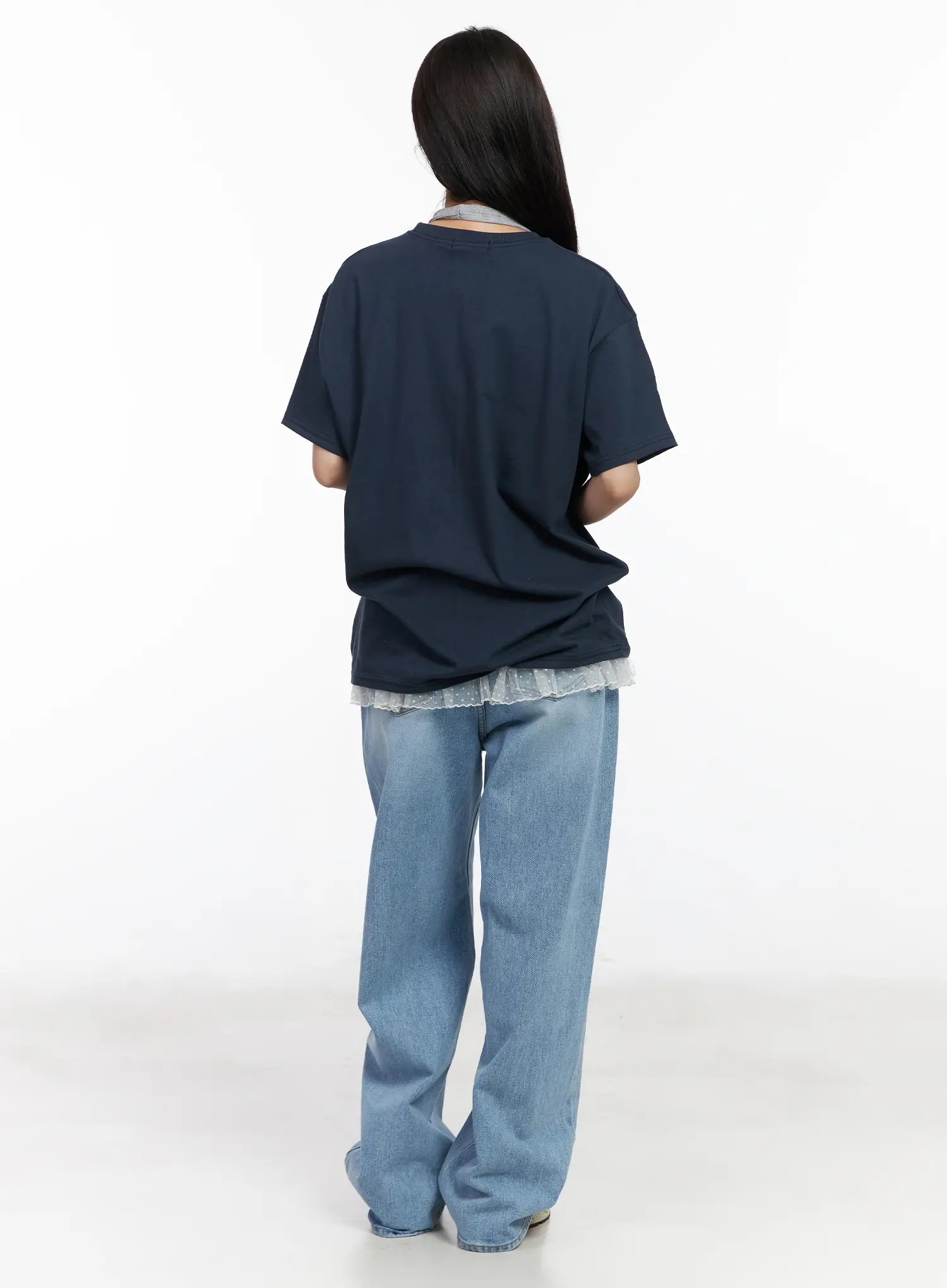 Oversized Graphic Tee CM527 - Image 5