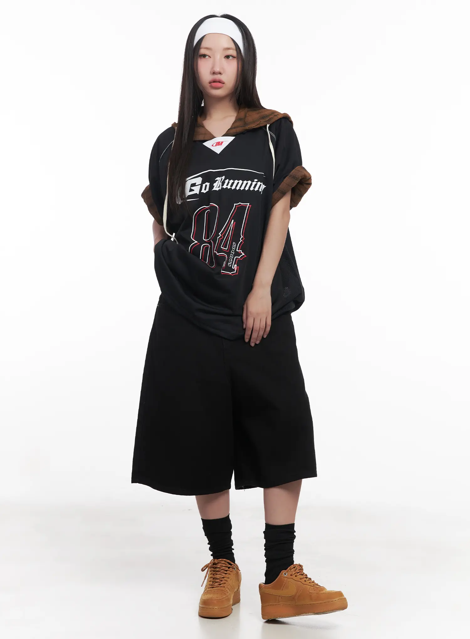 Oversized Graphic V-Neck Jersey CU517 - Image 9