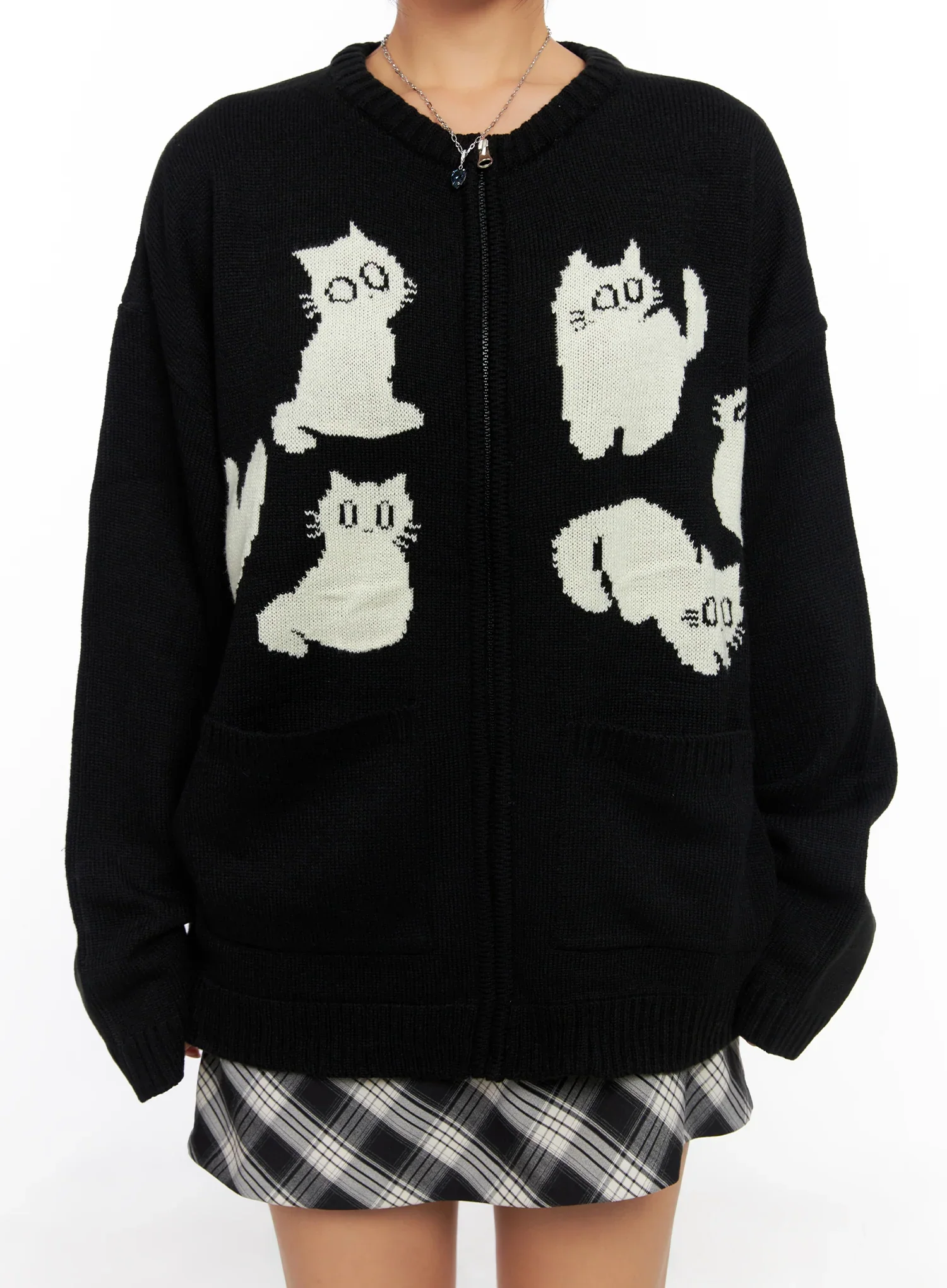 Oversized Graphic Zip-up Sweater CO515 - Image 4