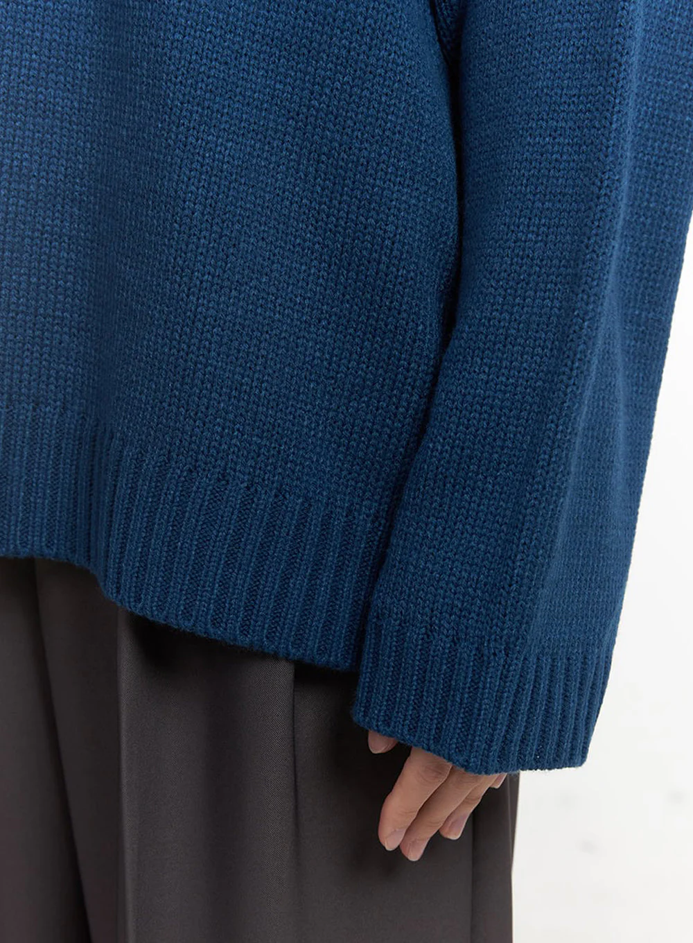 Oversized Half-Button Sweater IJ527 - Image 9
