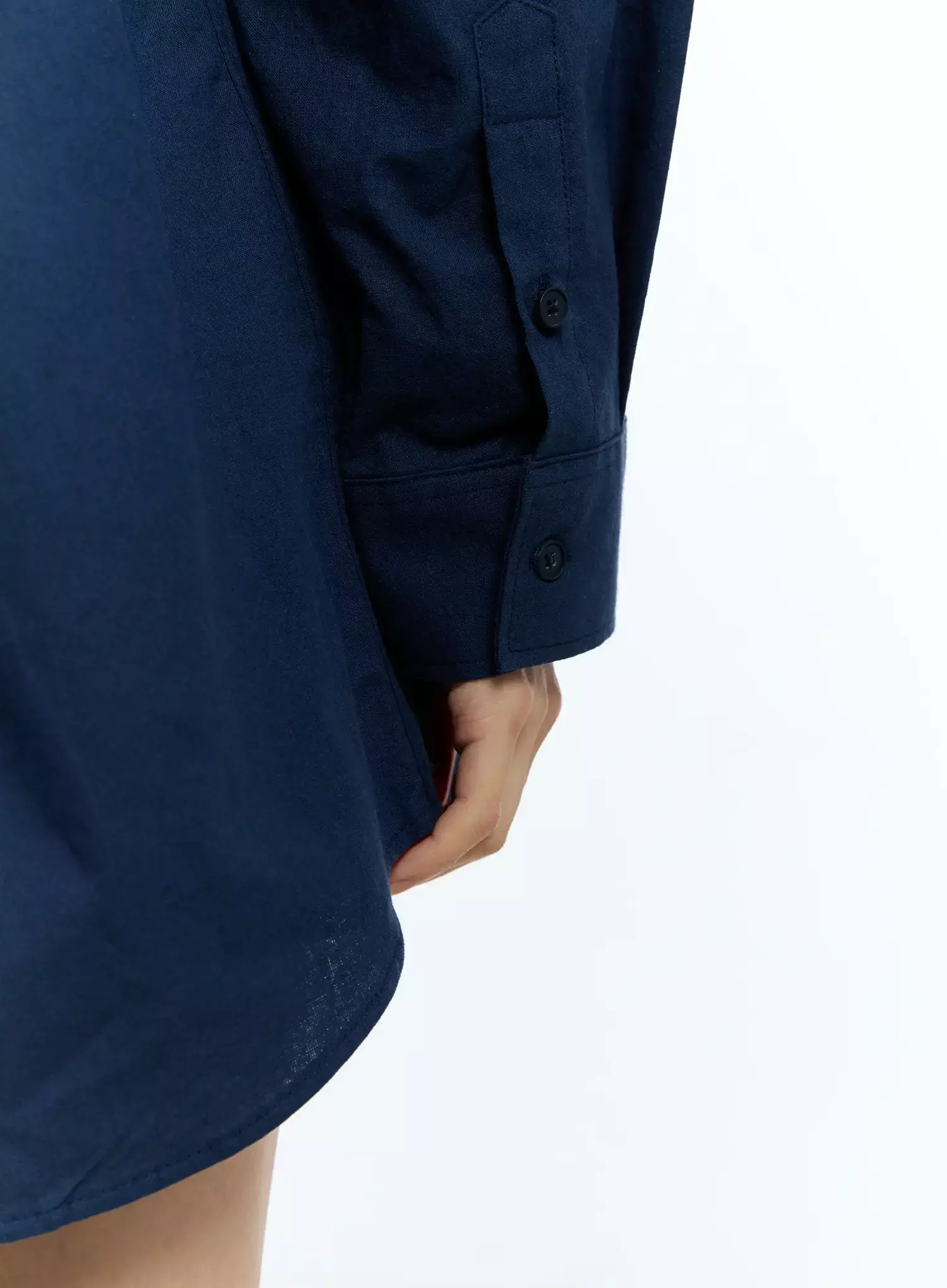 Oversized Solid Collared Shirt IU524 - Image 4