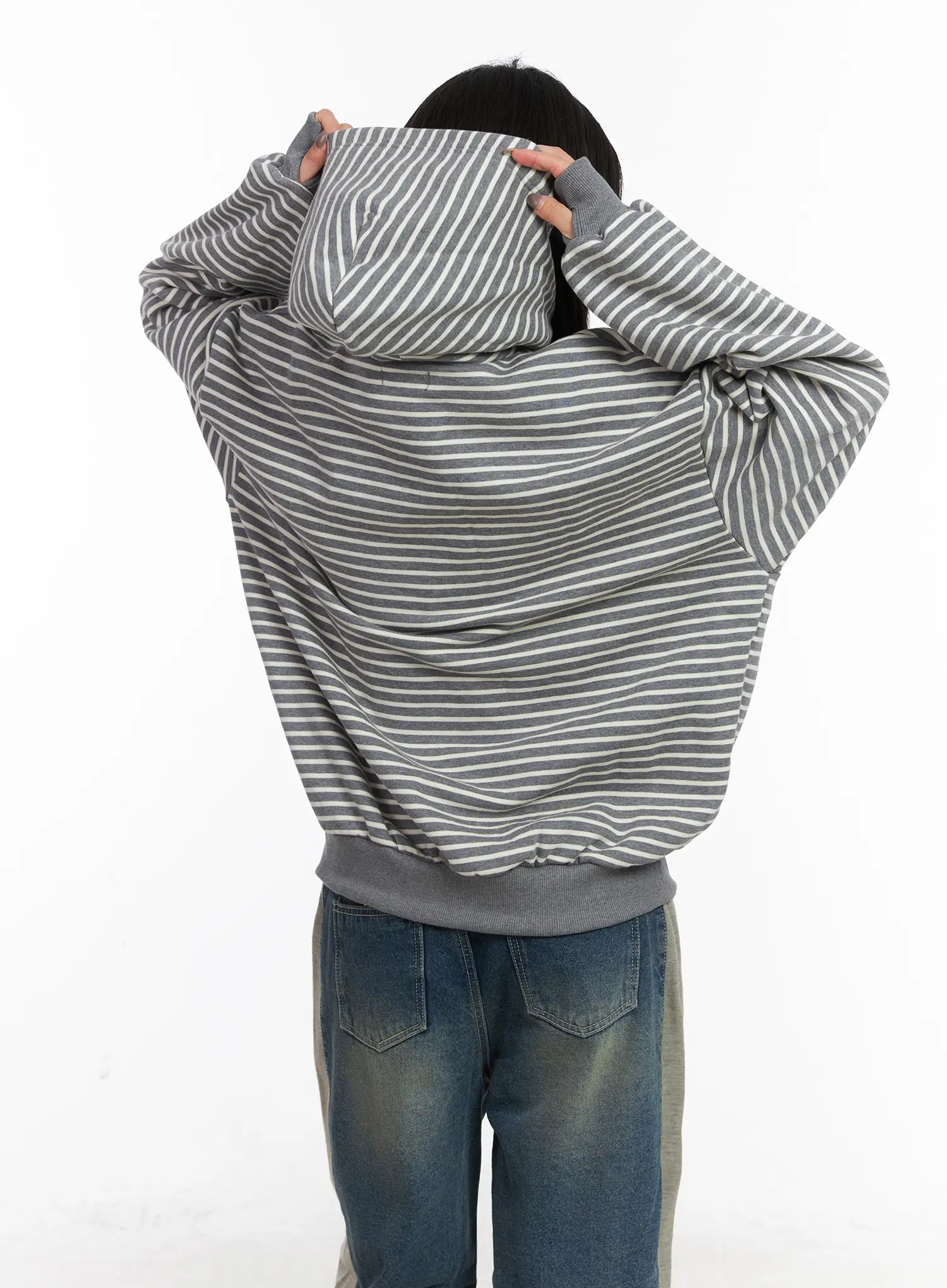 Oversized Striped Fleece Hoodie CD505 - Image 9