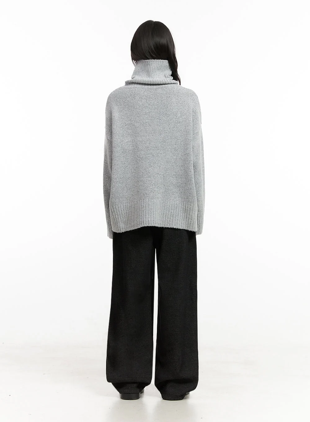Oversized Warm Turtleneck Sweater IN427 - Image 9