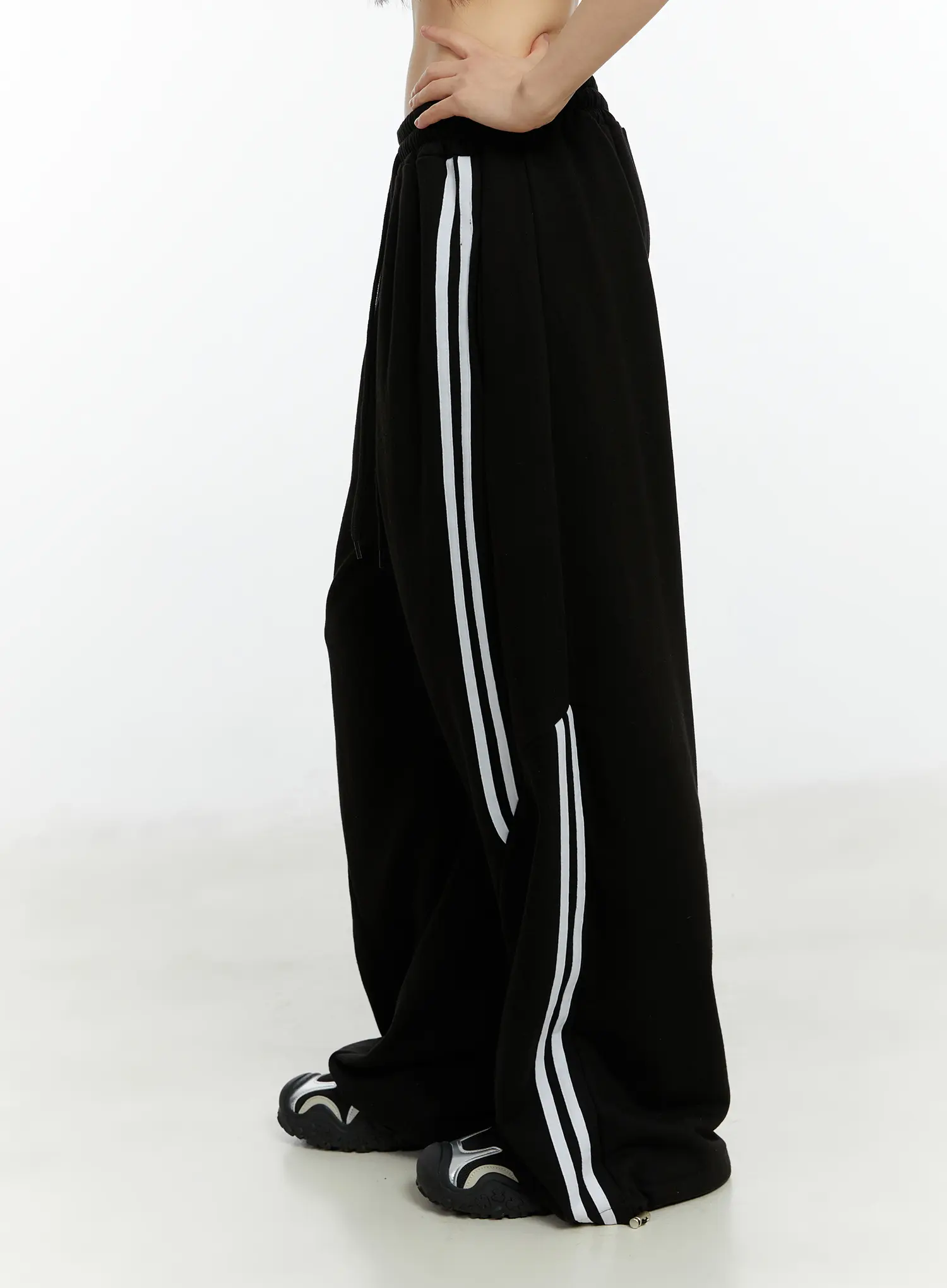 Oversized Wide Leg Track Pants CF510 - Image 5