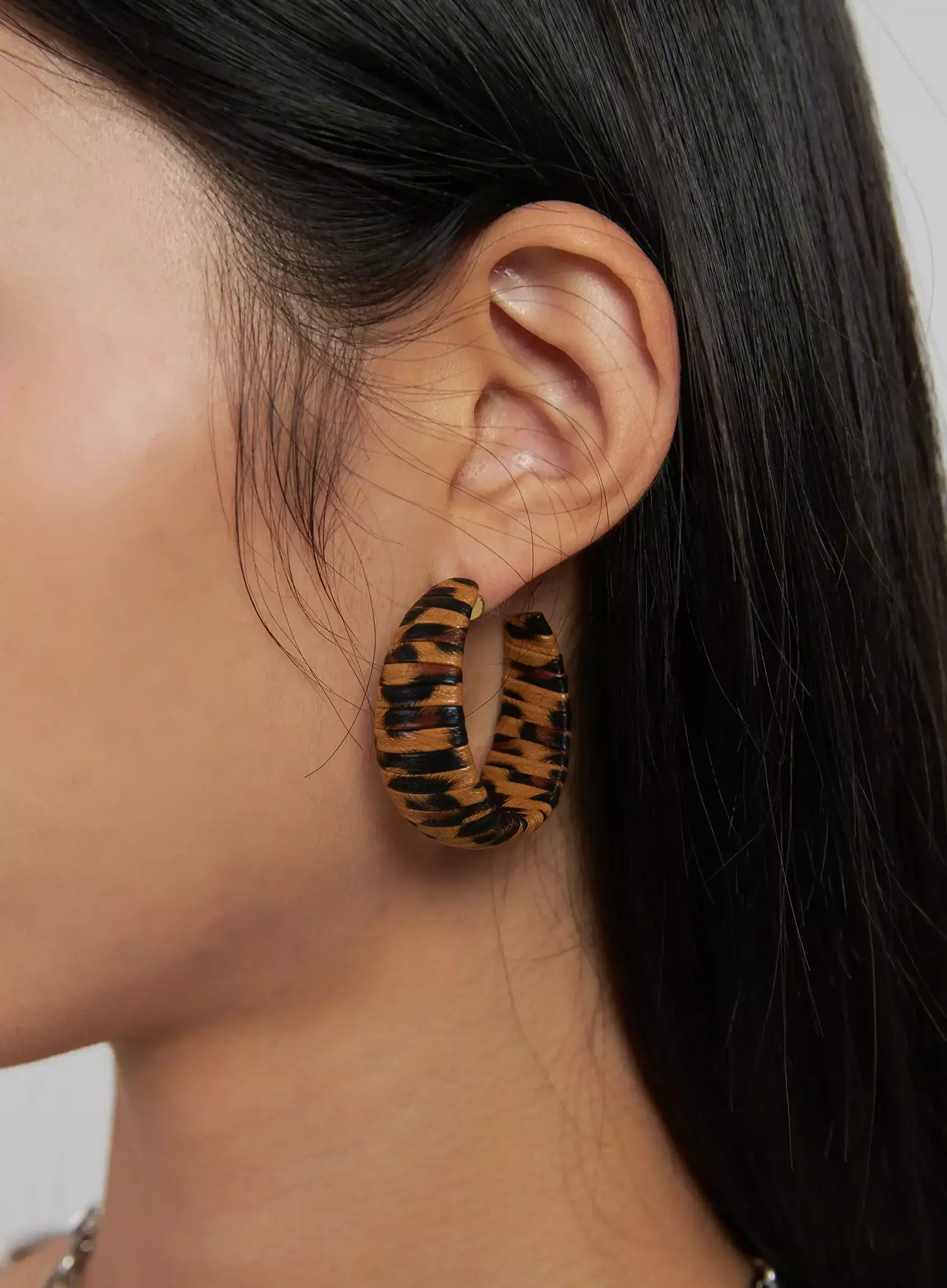 Pattern Hoop Earrings IJ509