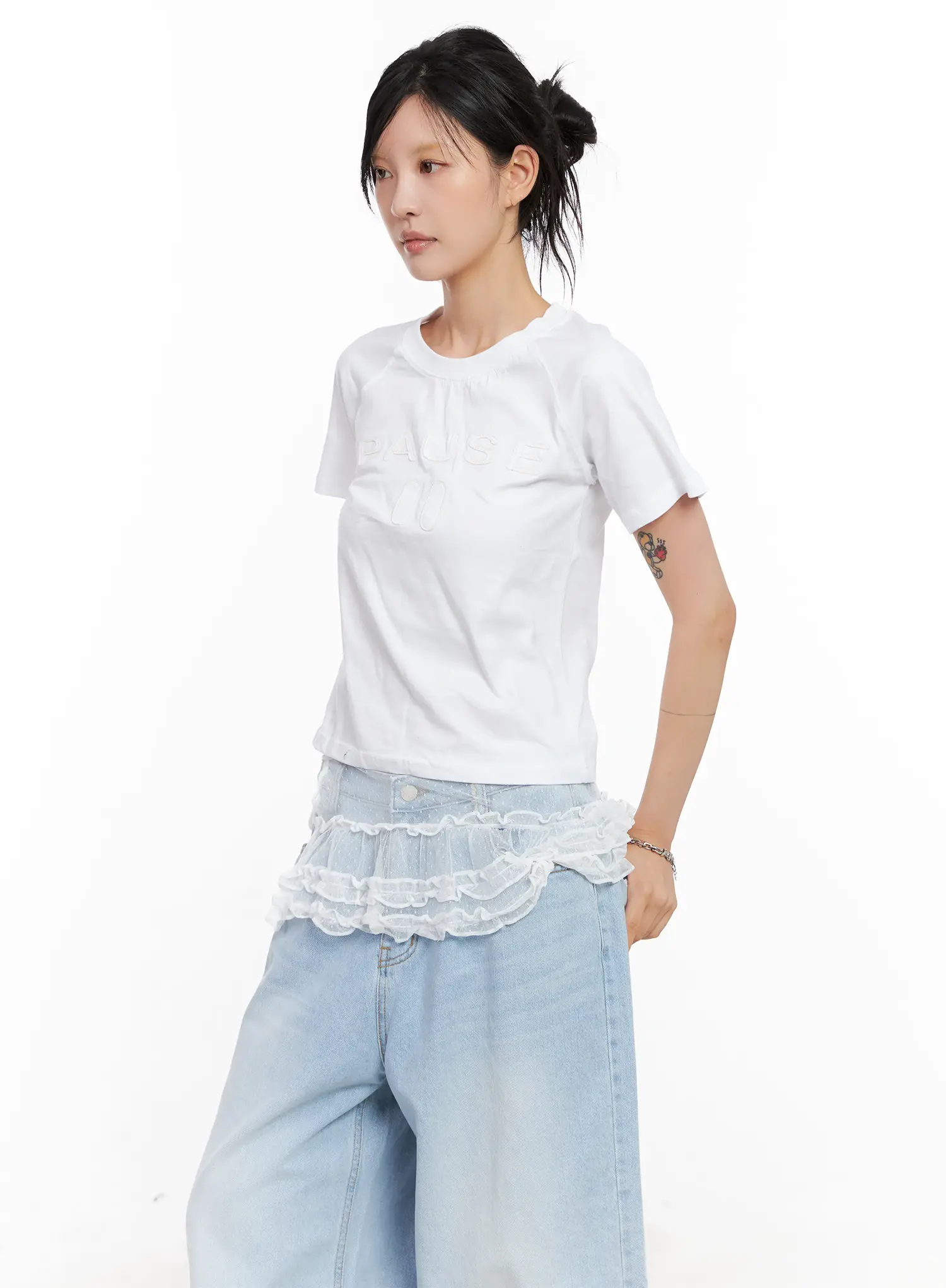 Pause Graphic Cropped Tee CL528 - Image 10