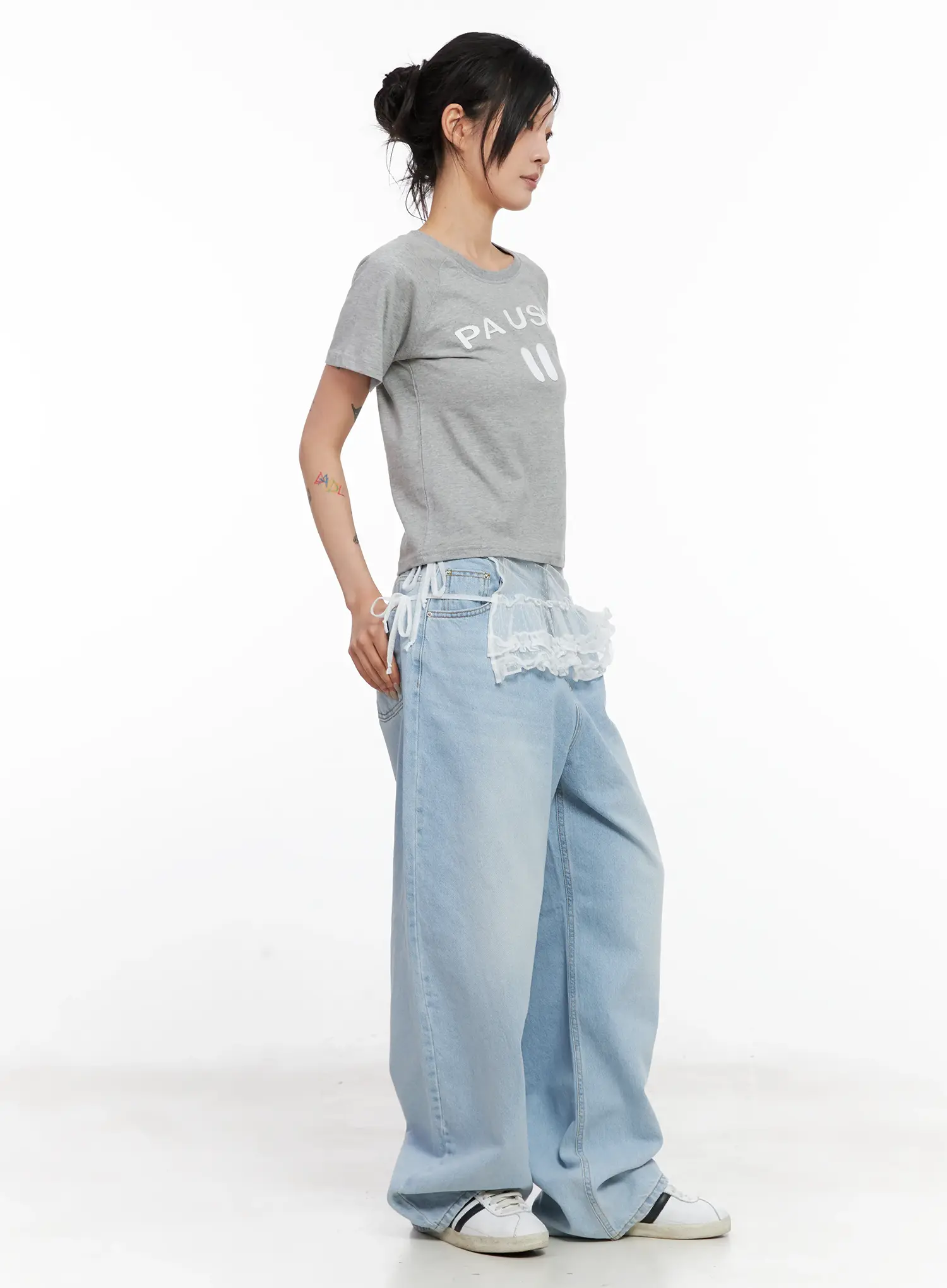 Pause Graphic Cropped Tee CL528 - Image 6