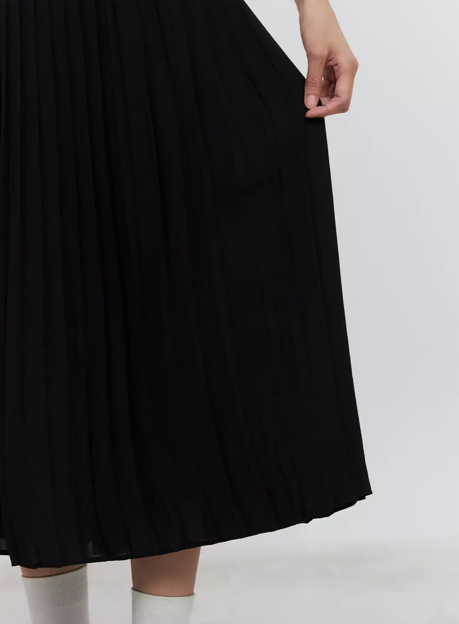 Pleated Maxi Skirt IS516 - Image 5