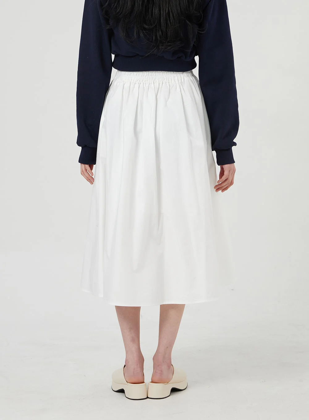 Pleated Maxi Skirt OF322 - Image 4