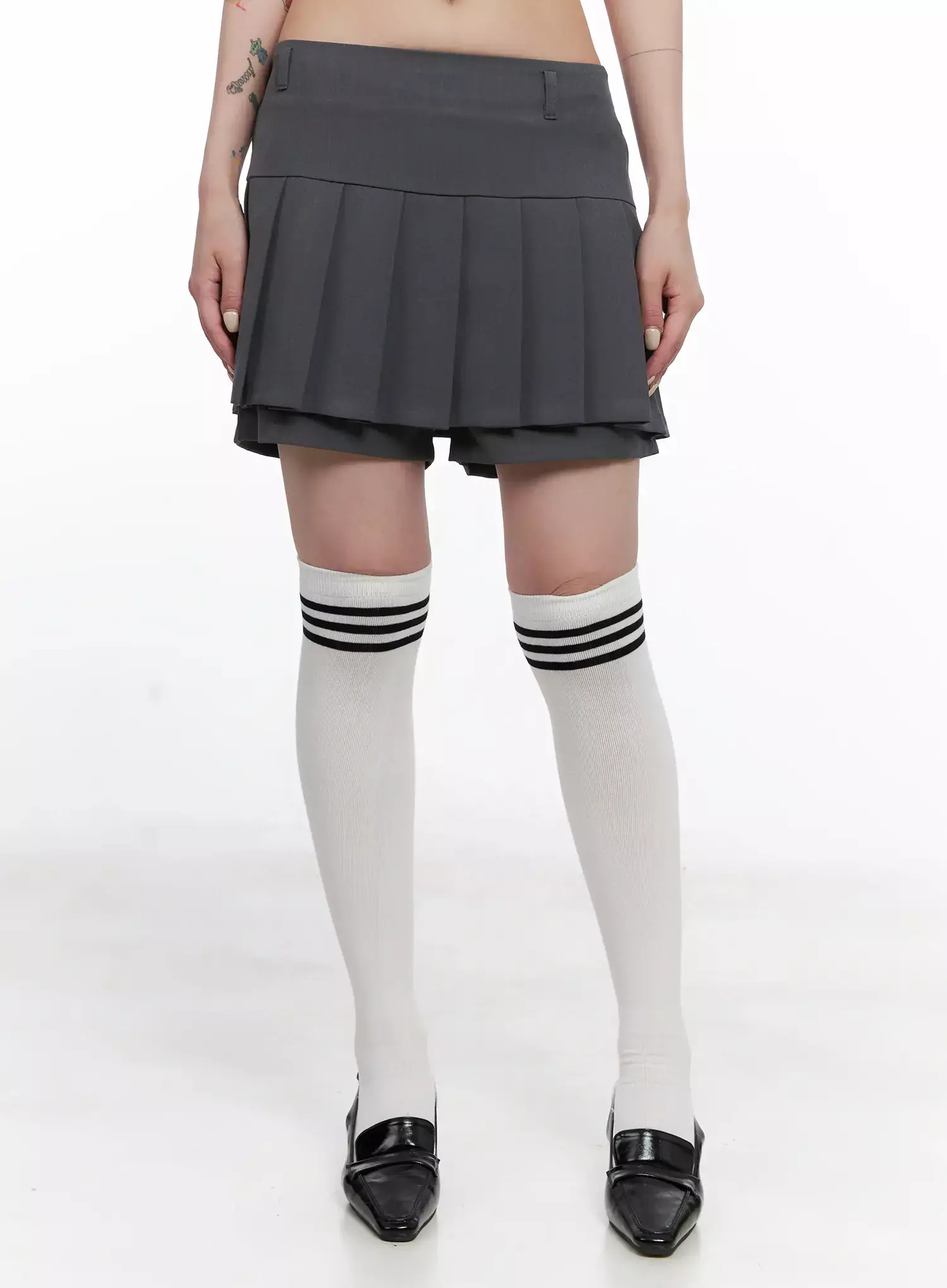 Pleated Mini Skort IS508 - Image 9