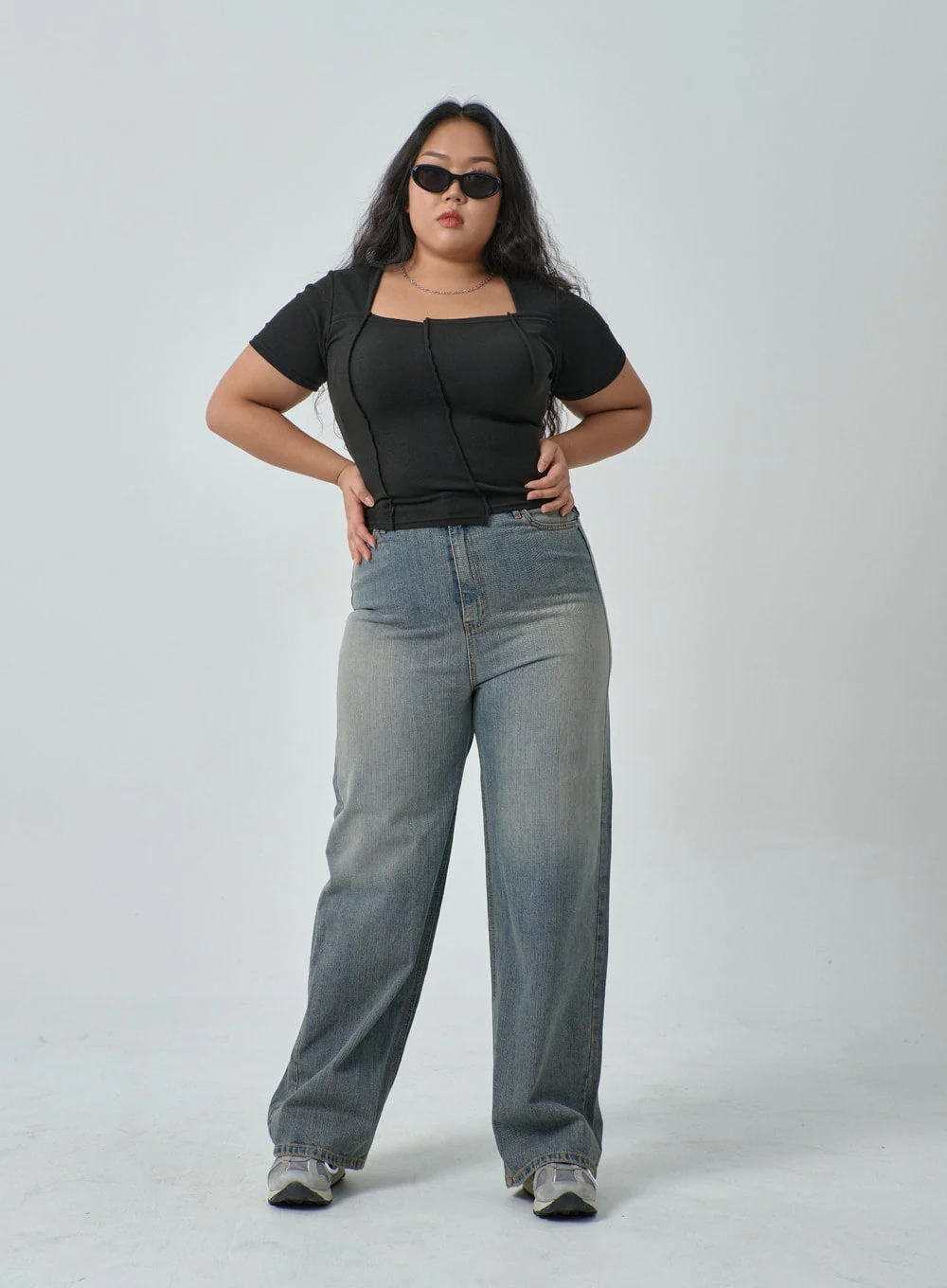 Plus Light Wash Wide Leg Jeans IF317 - Image 14