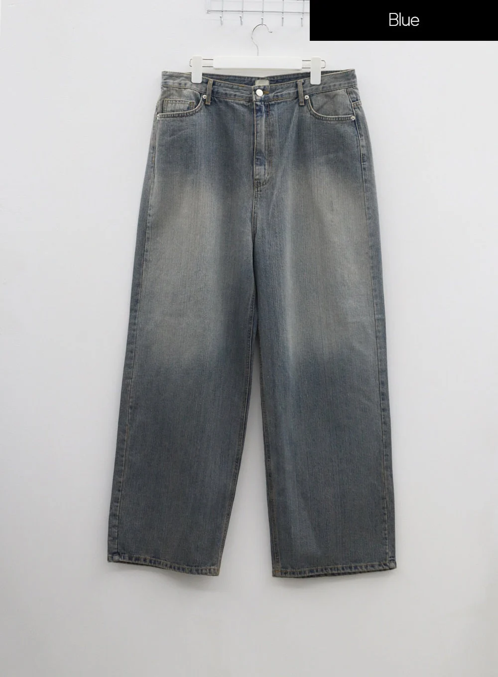Plus Light Wash Wide Leg Jeans IF317 - Image 18