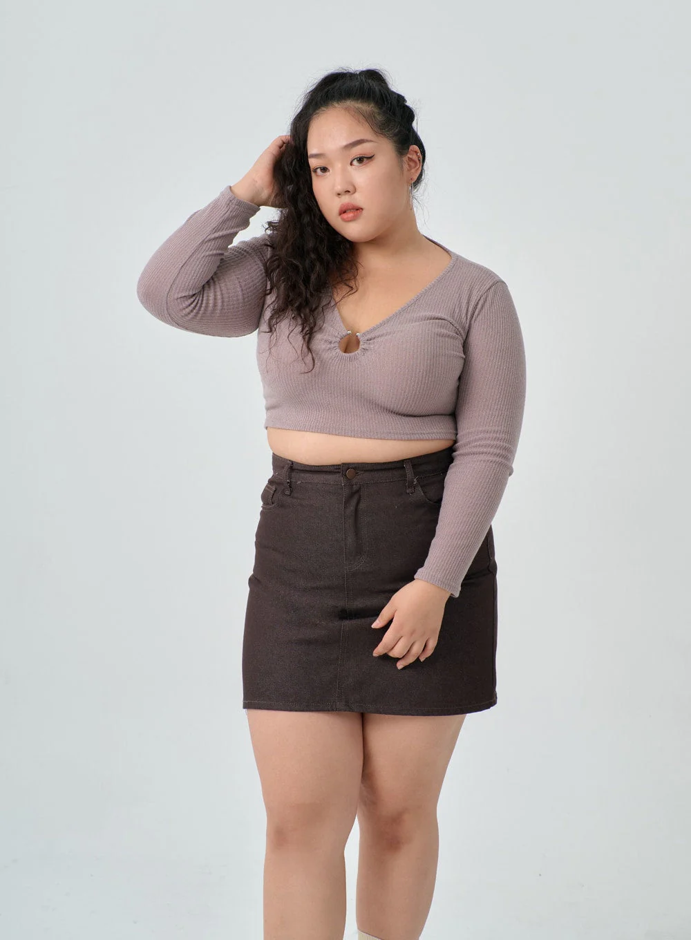 Plus Sexy V-Neck Crop Metal Ring T-Shirt IN04 - Image 3