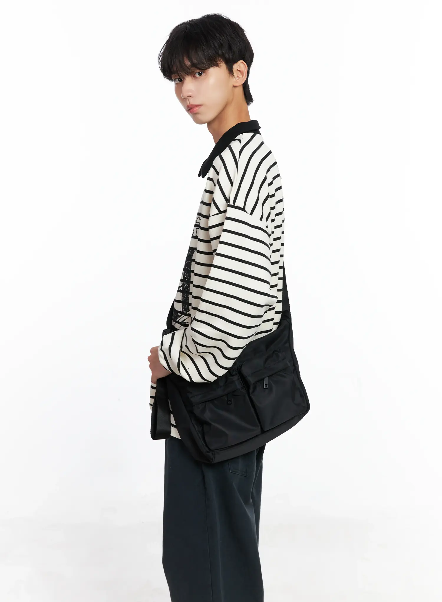 Pocket Crossbody Bag IS519 - Image 2