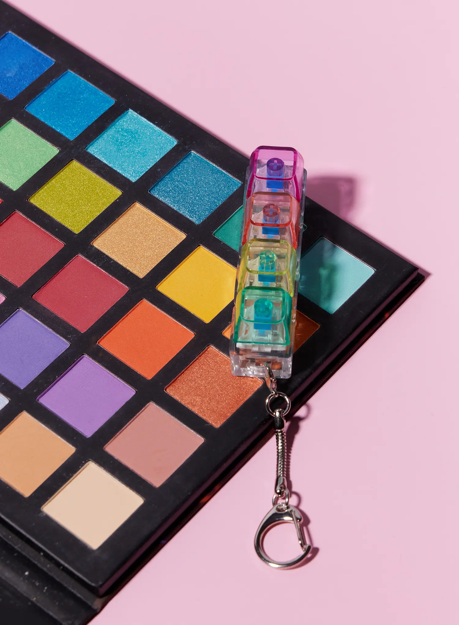 Rainbow Keycap Keyring IM527 - Image 6