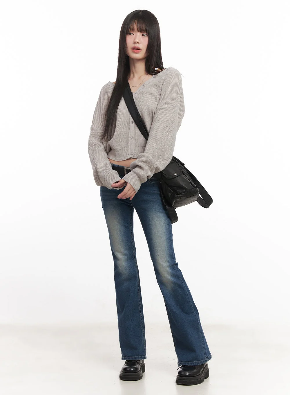 Rebecca Low-Waist Flared Jeans CM519 - Image 9