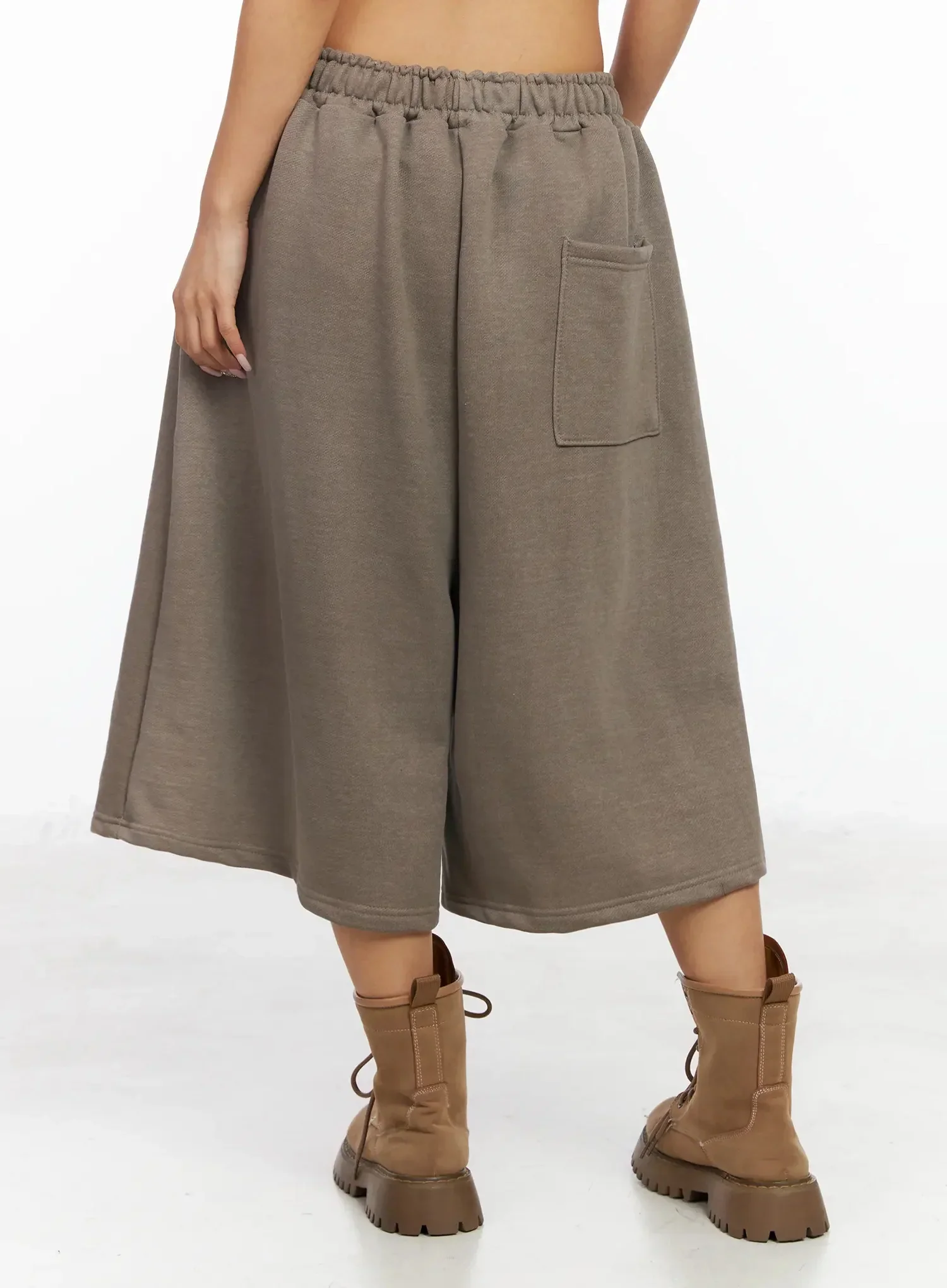 Relaxed Bermuda Sweat Shorts IA527 - Image 12