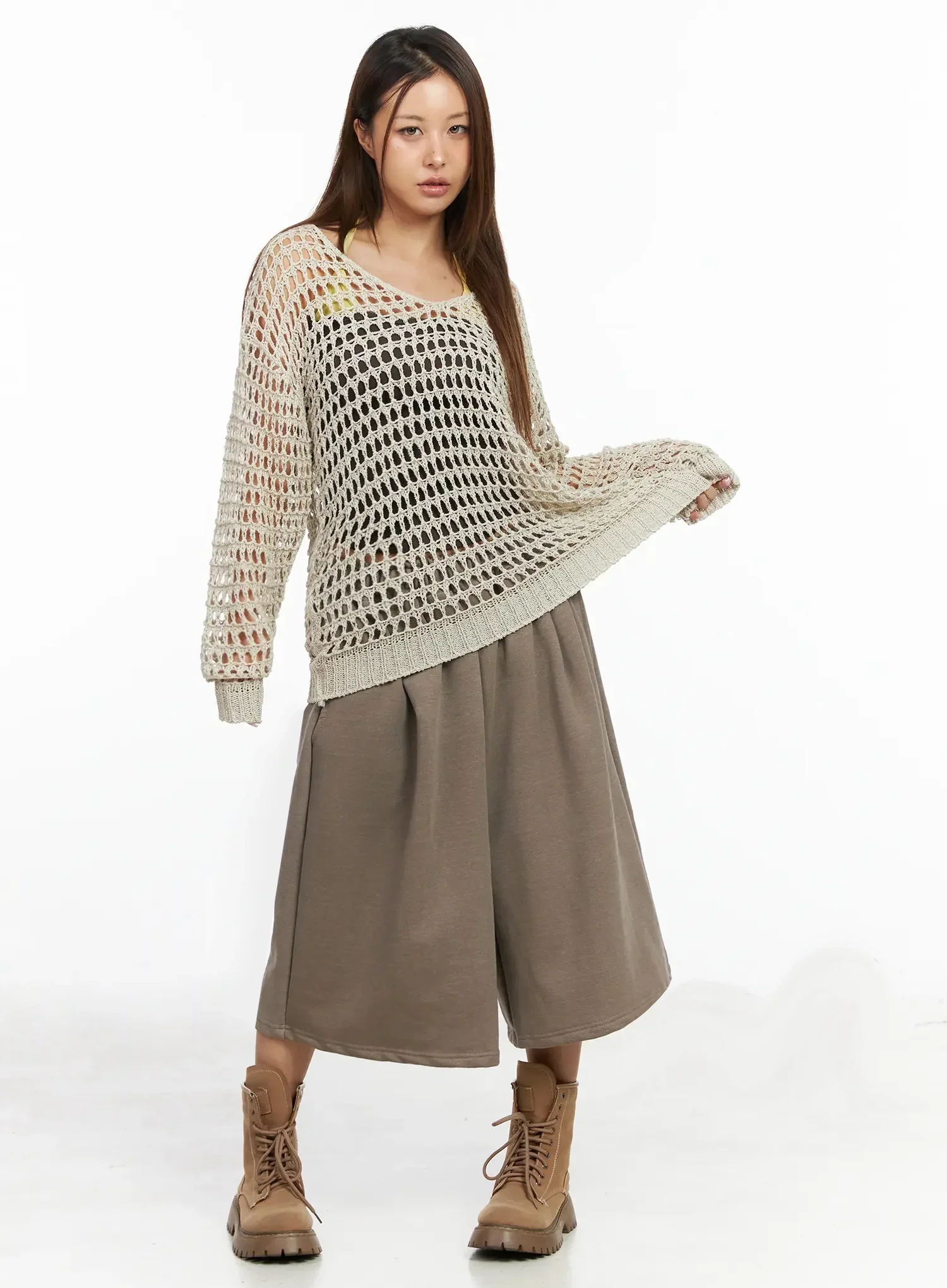 Relaxed Bermuda Sweat Shorts IA527 - Image 3