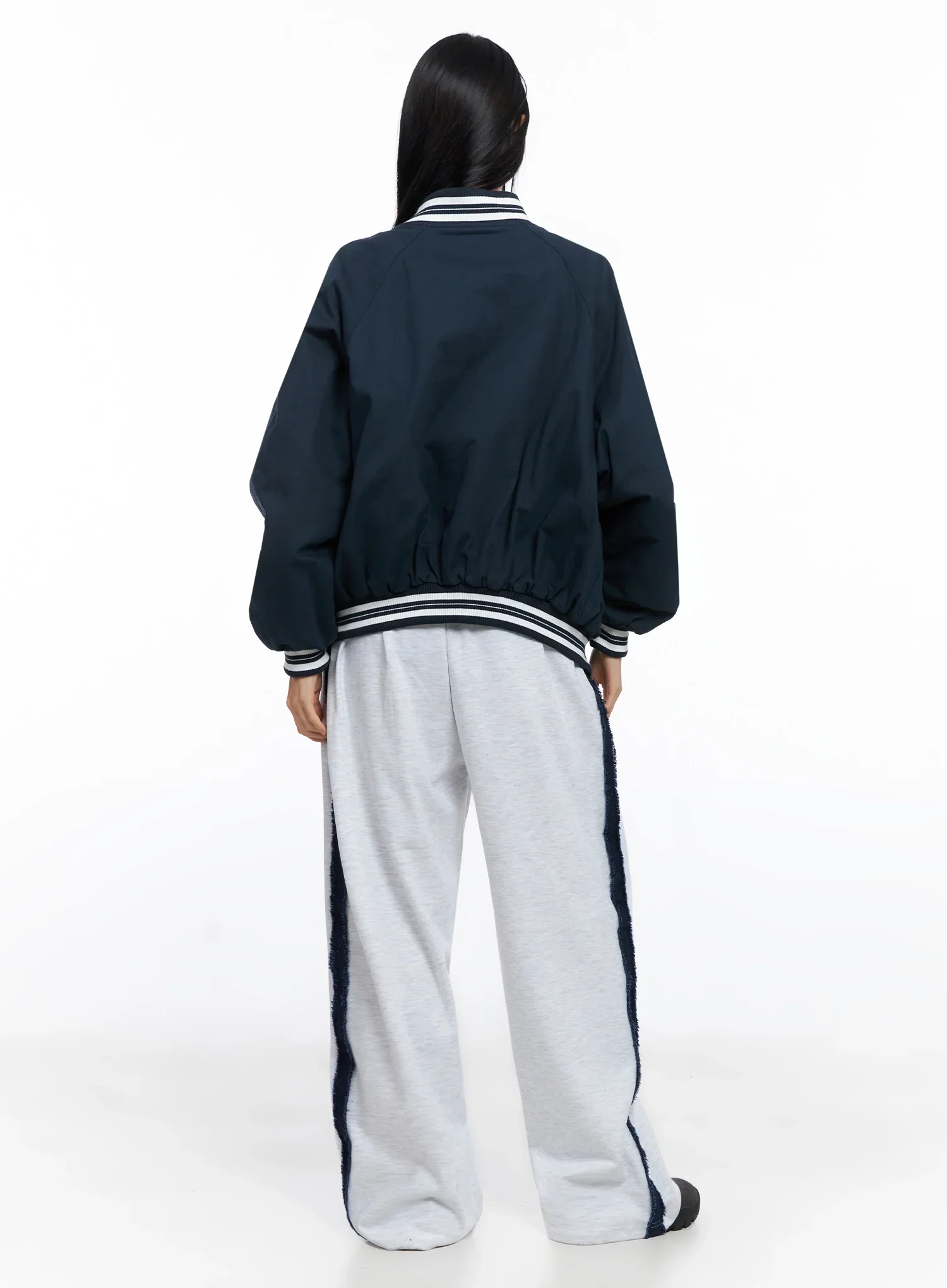 Relaxed-Fit Denim Stripe Sweatpants IO517 - Image 11
