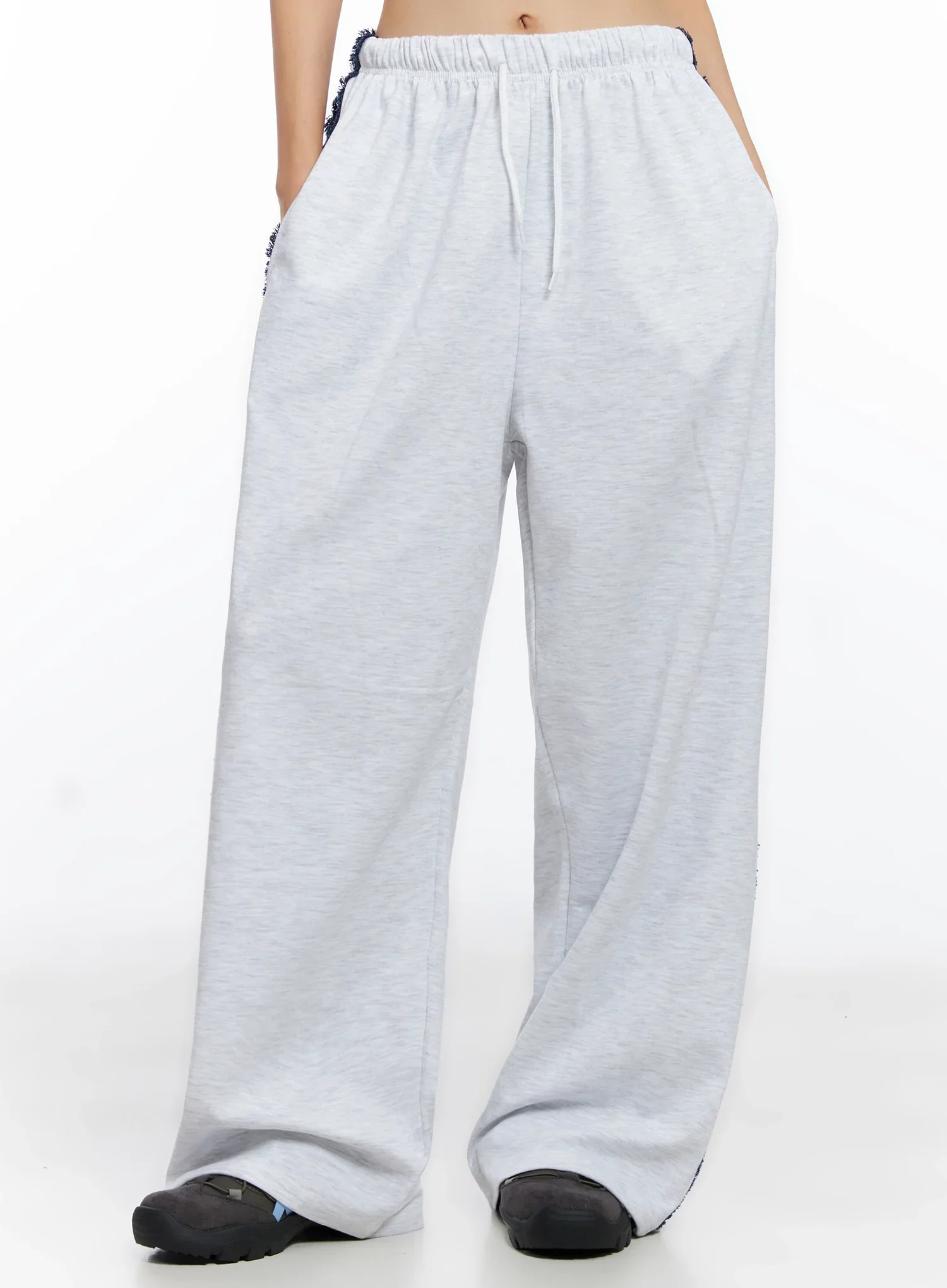 Relaxed-Fit Denim Stripe Sweatpants IO517 - Image 7