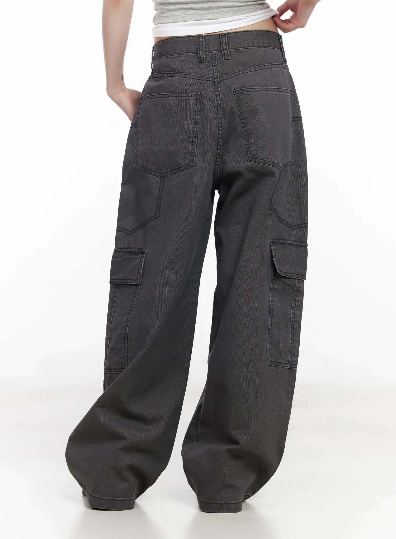 Relaxed-Fit Stitched Cargo Pants CM526 - Image 6