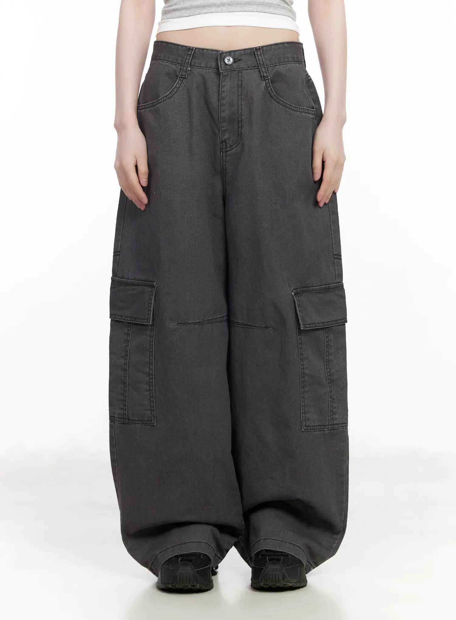 Relaxed-Fit Stitched Cargo Pants CM526 - Image 9