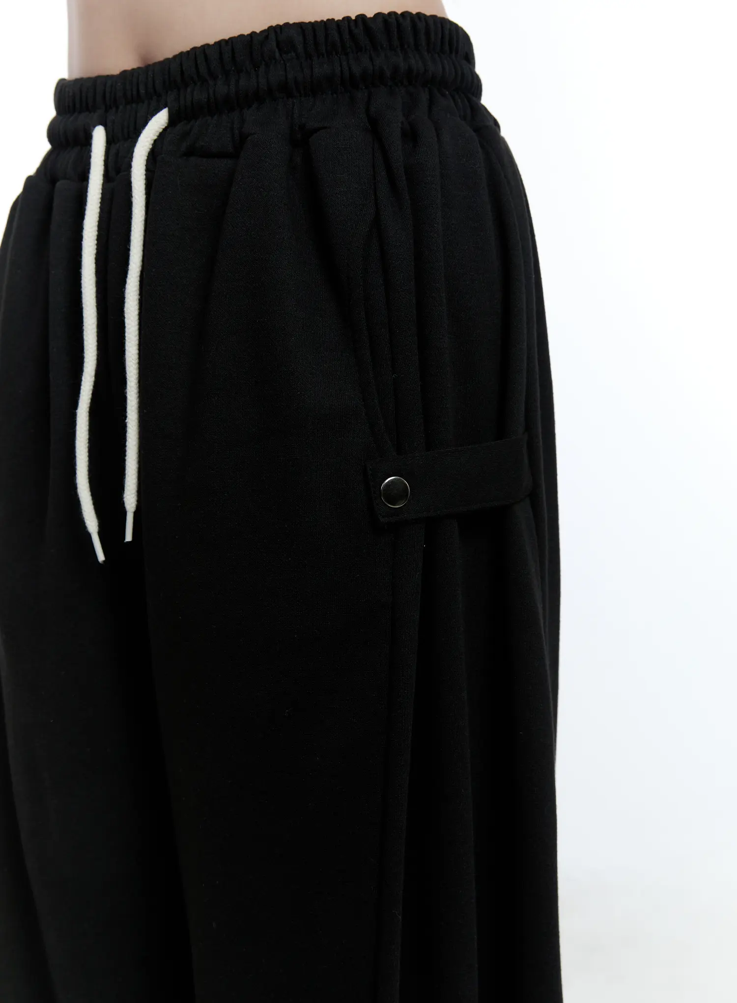 Relaxed-Fit Wide-Leg Sweatpants CG514 - Image 8