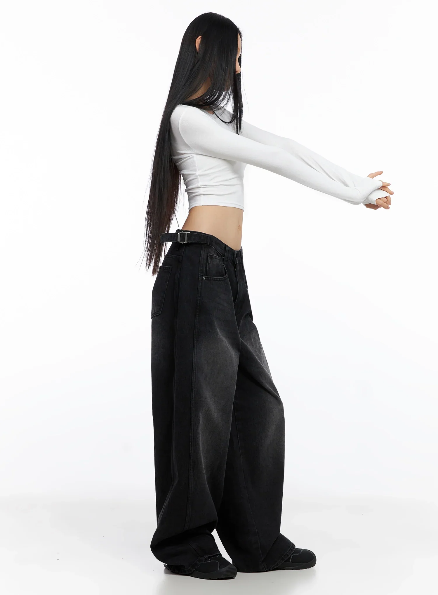 Ribbed Long Sleeve Crop Top IO517 - Image 10
