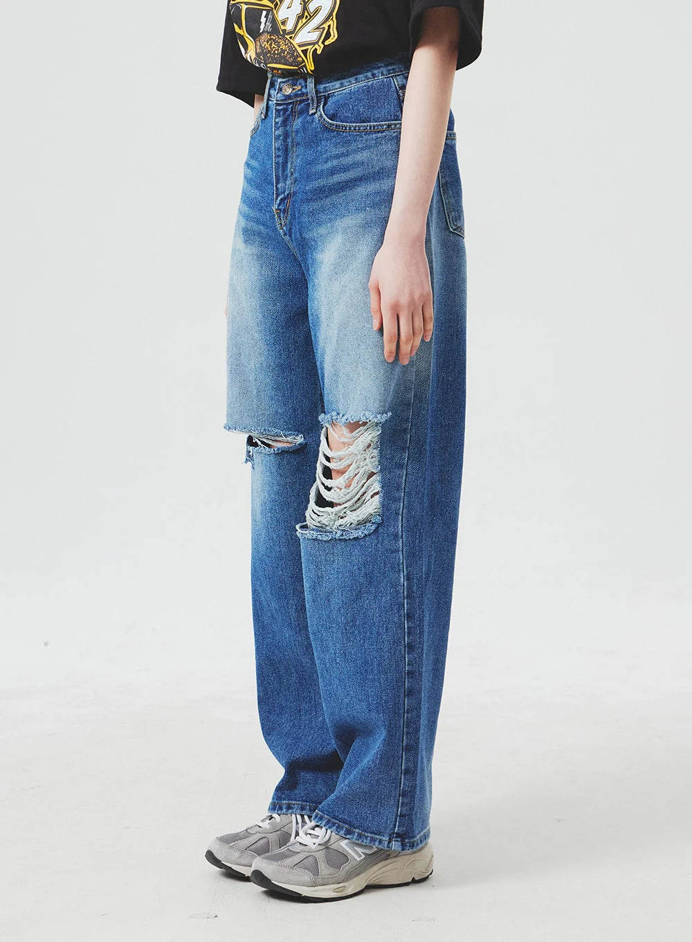 Ripped Knee Blue Jeans BA307 - Image 8