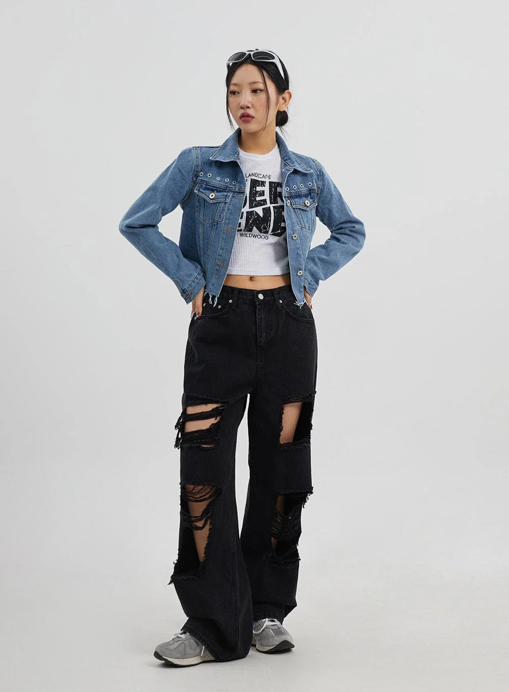 Ripped Wide Leg Jeans CJ319 - Image 7