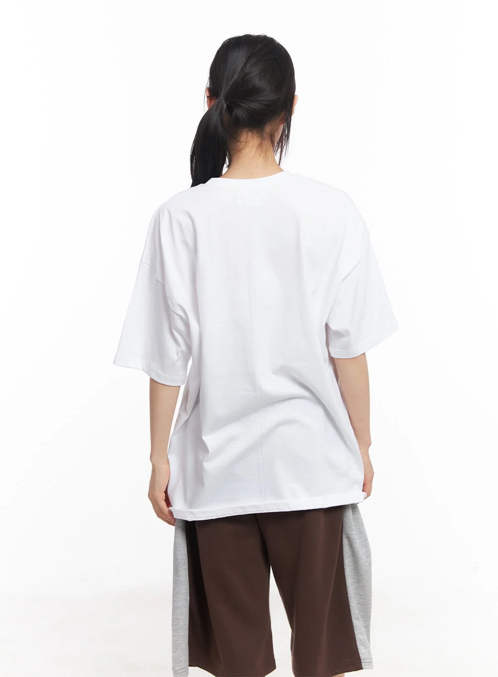 Round-Neck Graphic Tee CY512 - Image 4