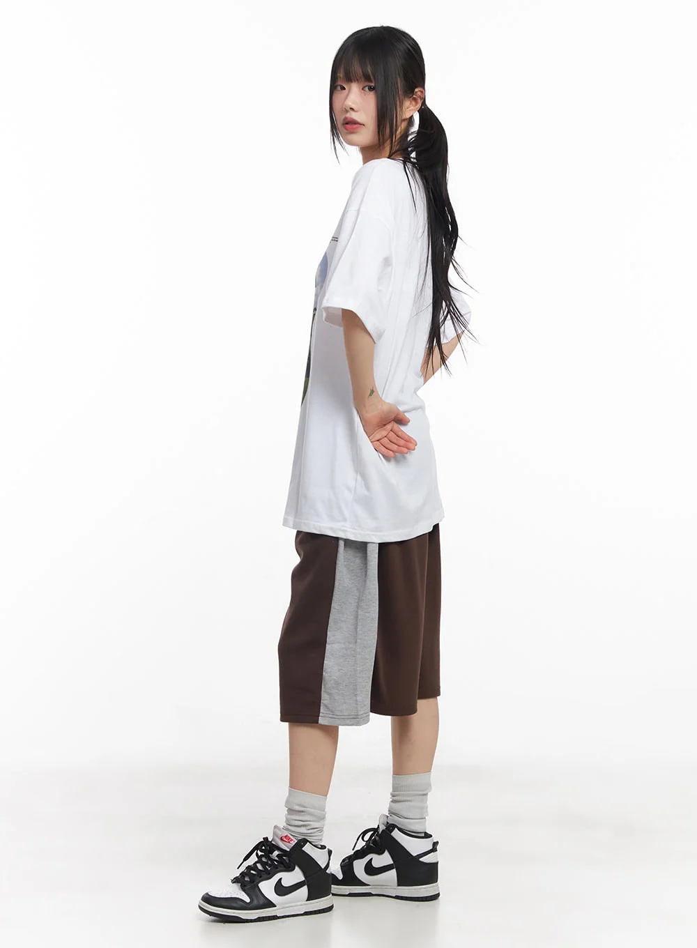 Round-Neck Graphic Tee CY512 - Image 7