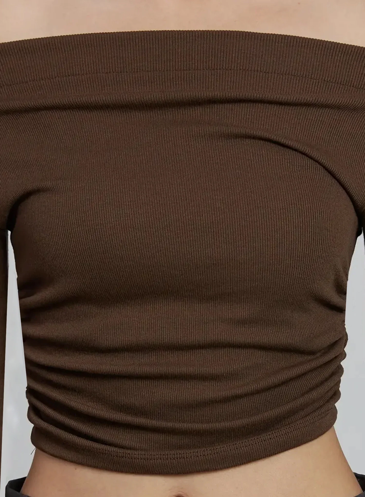 Ruched Off-Shoulder Crop Top IM520 - Image 4