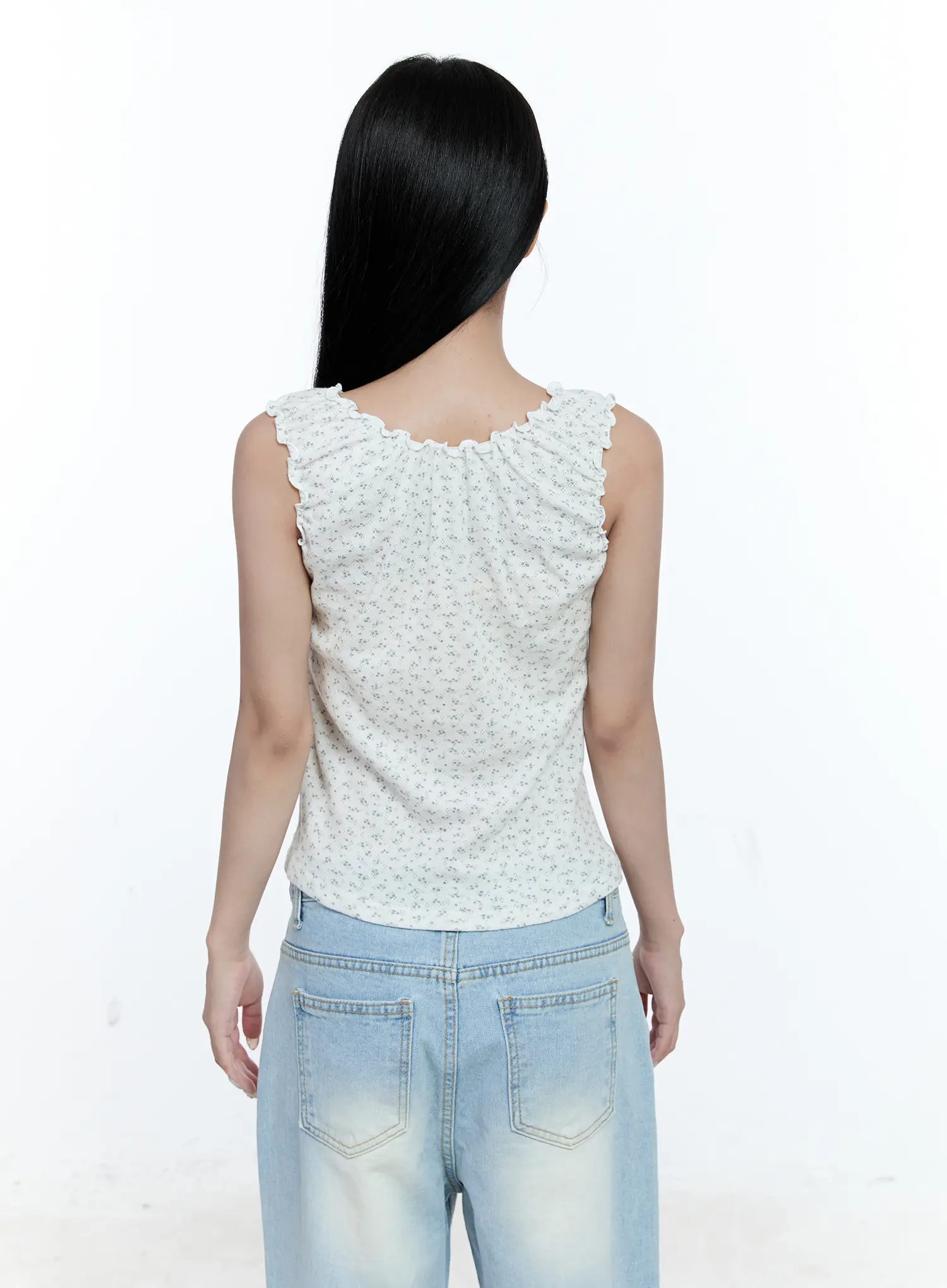 Ruffle V-Neck Sleeveless Top CG512 - Image 6