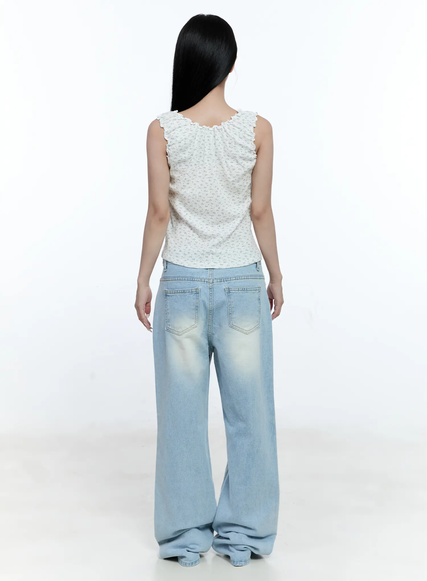 Ruffle V-Neck Sleeveless Top CG512 - Image 7