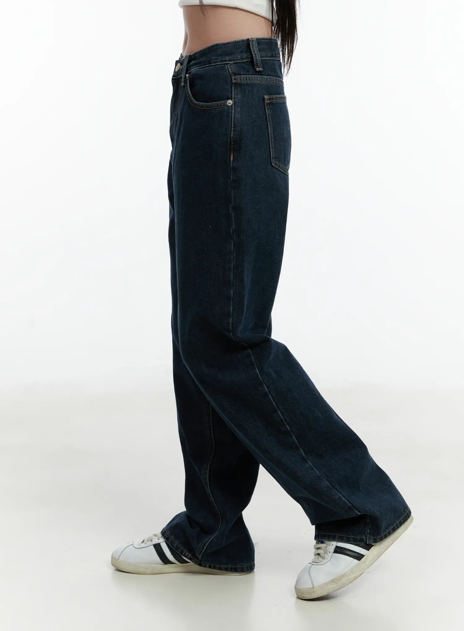 Rylee Fleece-Lined Wide-Leg Jeans CD523 - Image 3