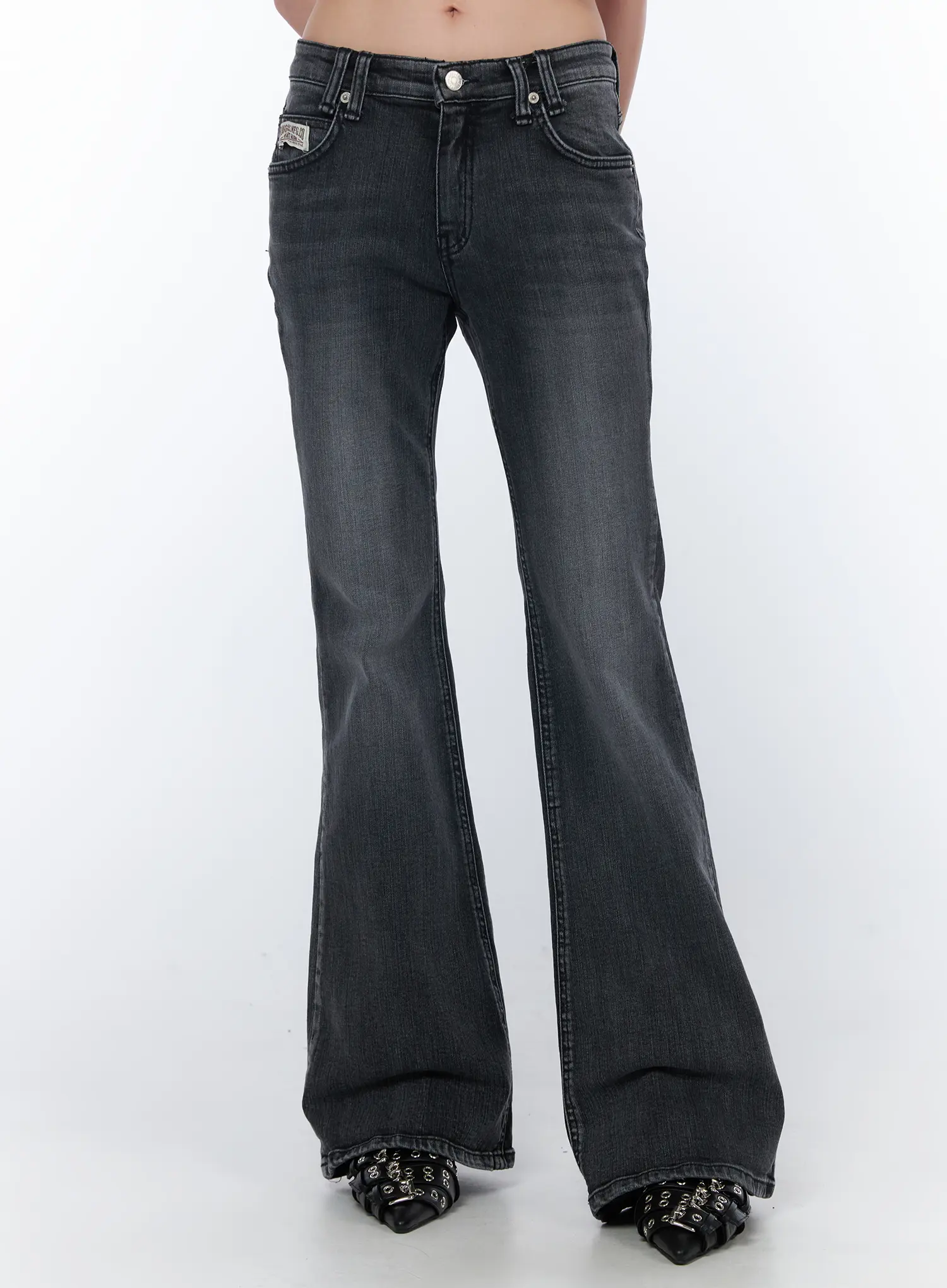Salem Vintage Wash Low Rise Bootcut Jeans CA530