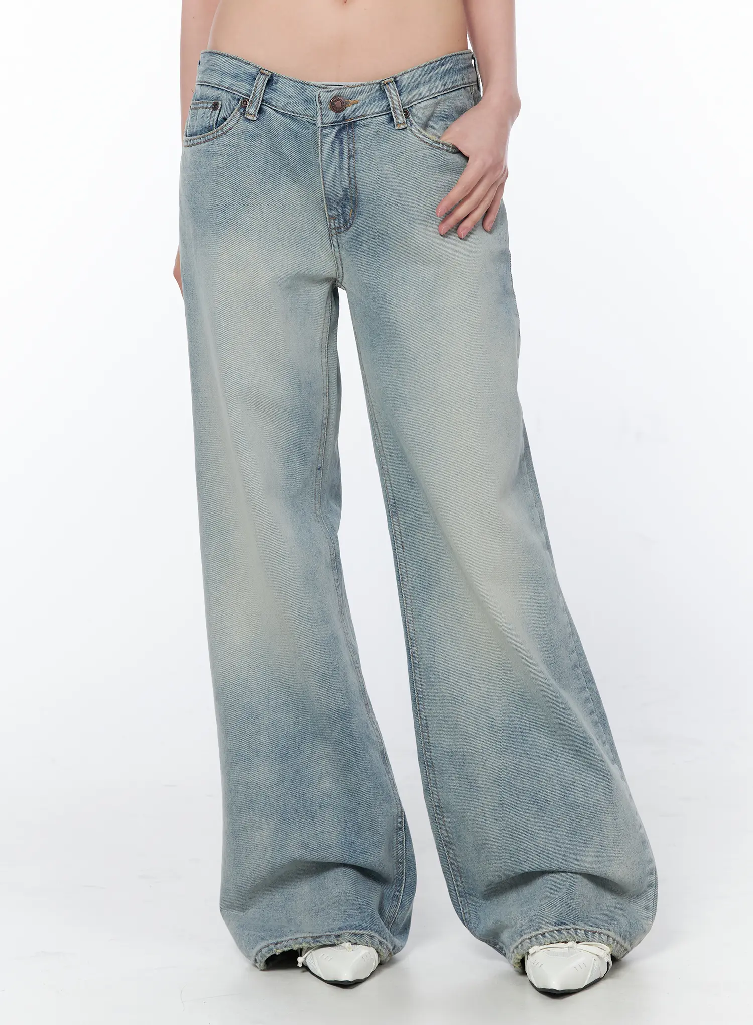 Sarahi Vintage Wash Bootcut Jeans CA529