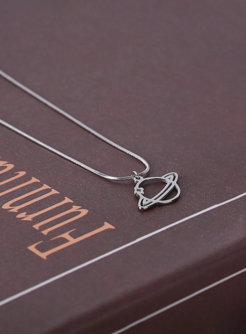 Saturn Outline Necklace IA517 - Image 3
