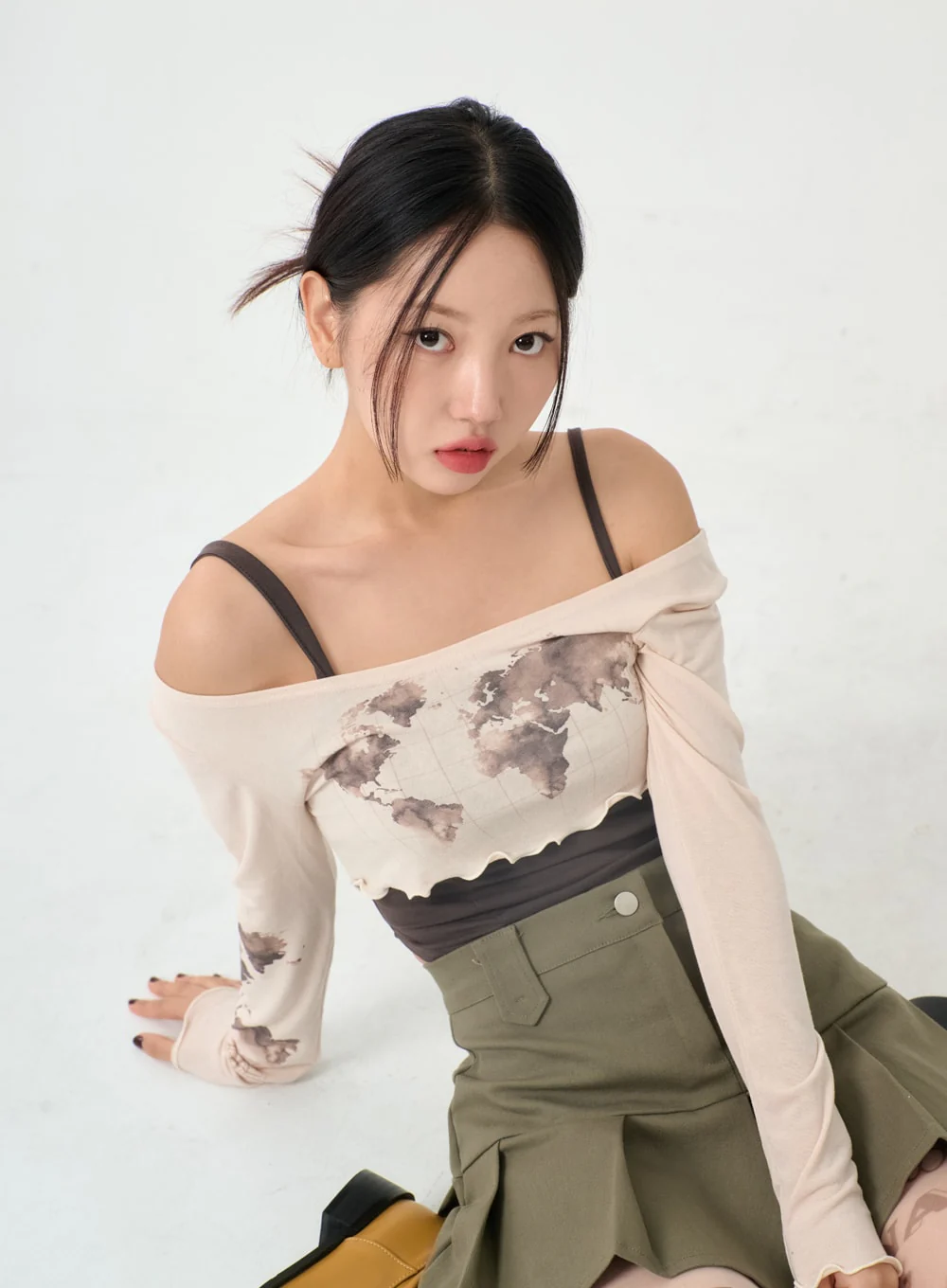 Semi Pleated Mini Skirt IO12 - Image 15
