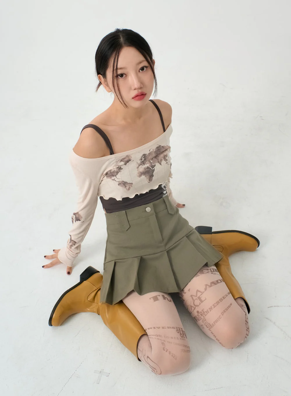 Semi Pleated Mini Skirt IO12 - Image 17