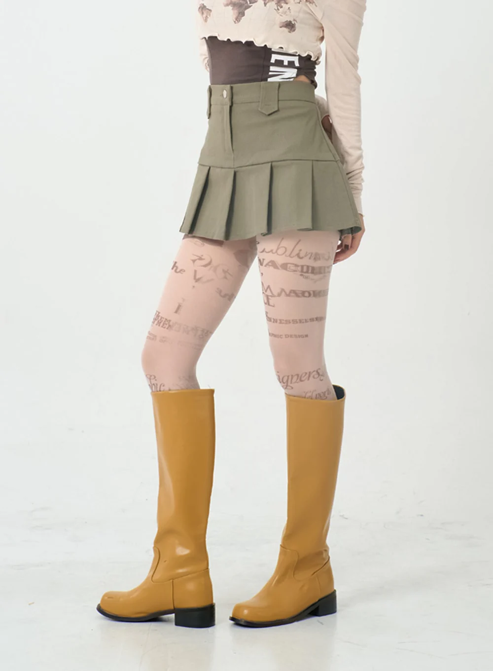 Semi Pleated Mini Skirt IO12 - Image 3