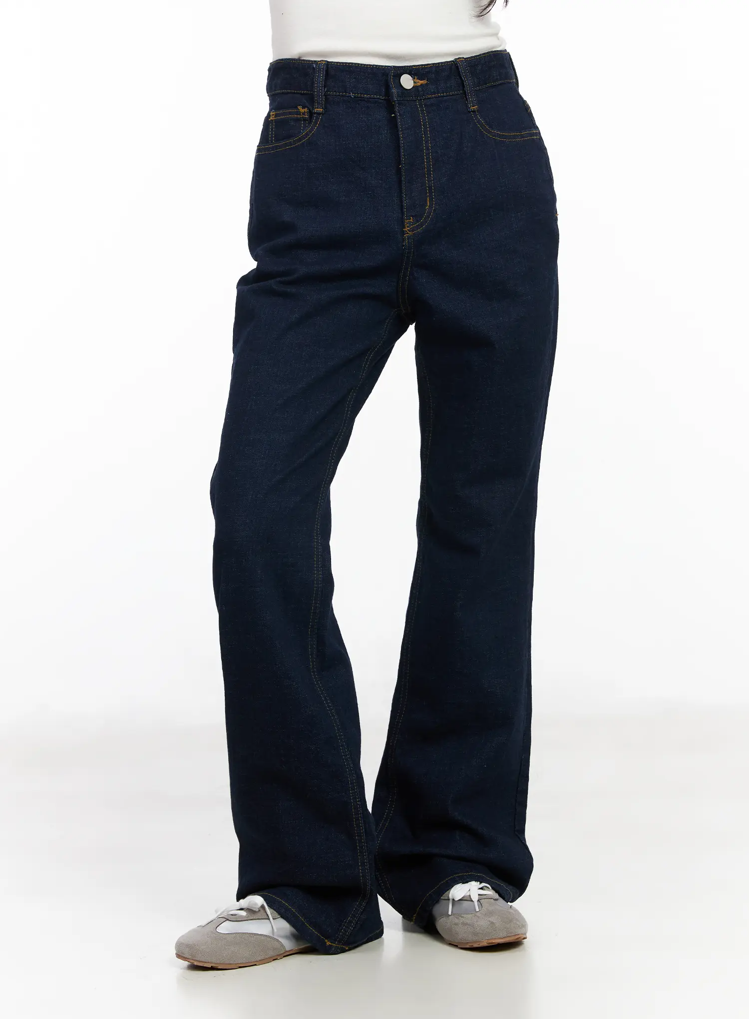 Shay Bootcut Jeans CM531 - Image 10