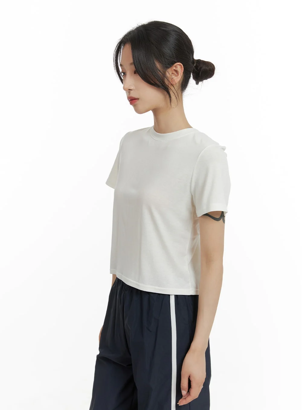 Shirred Cut-Out Back Top CM426 - Image 4
