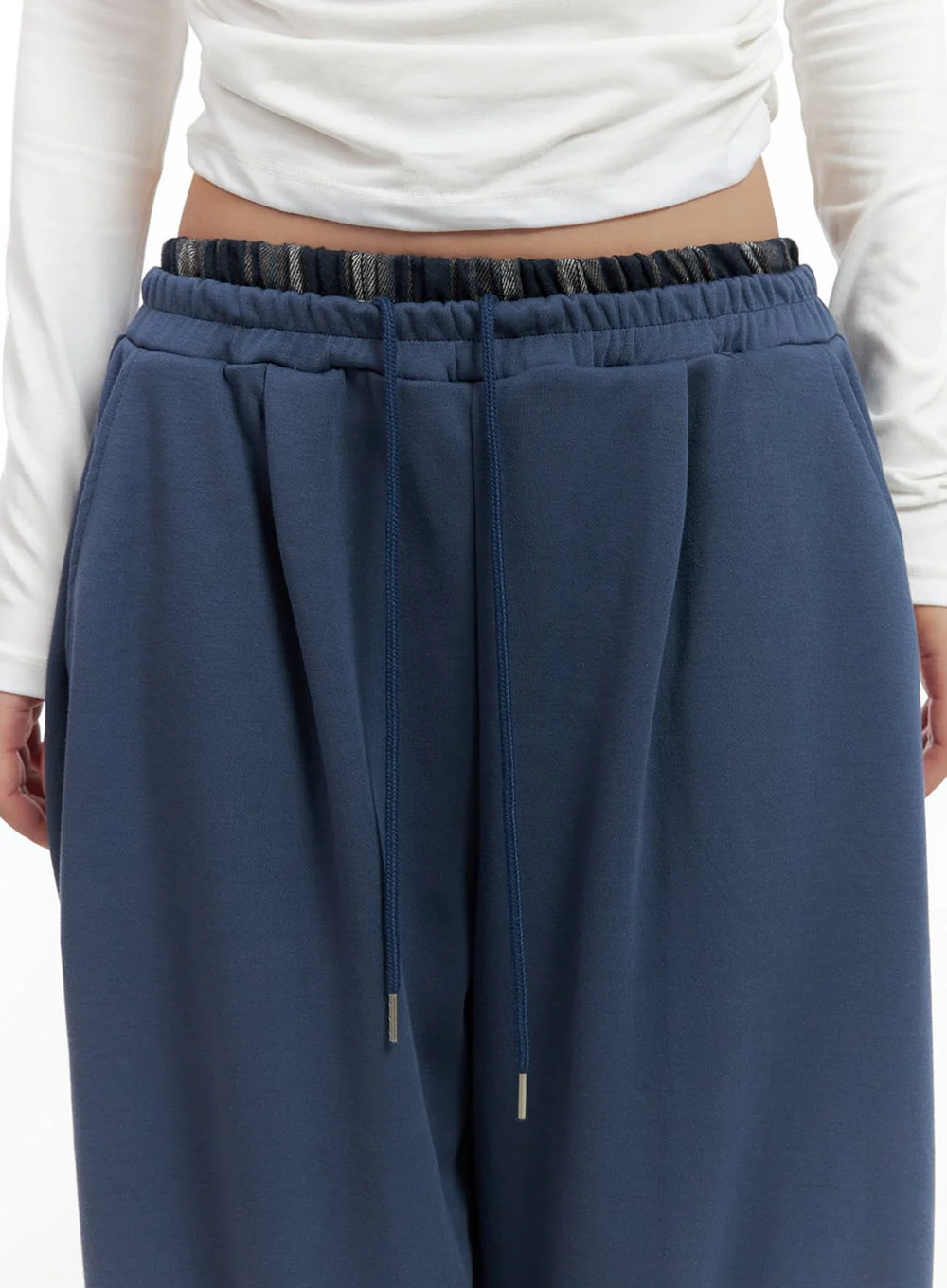 Side Buckle Oversized Sweatpants CG423 - Image 3