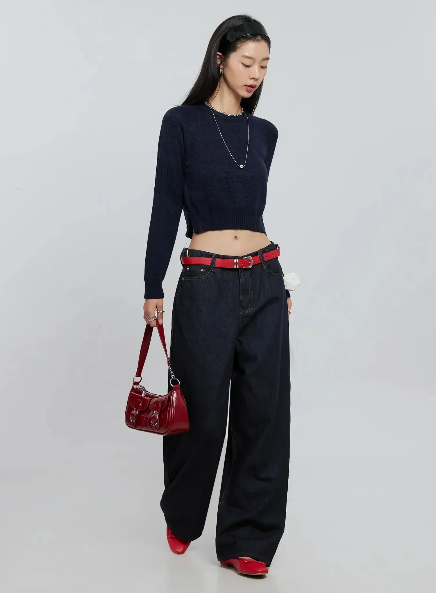 Side Button Cropped Knit IO530 - Image 2