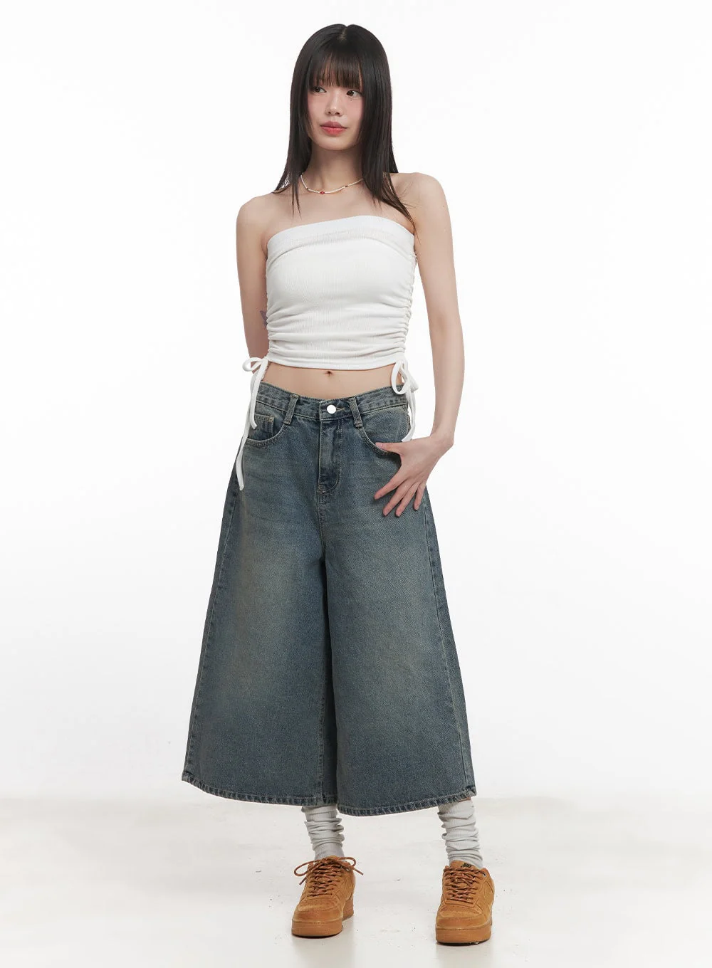Side Ruched Tube Top CM520 - Image 3