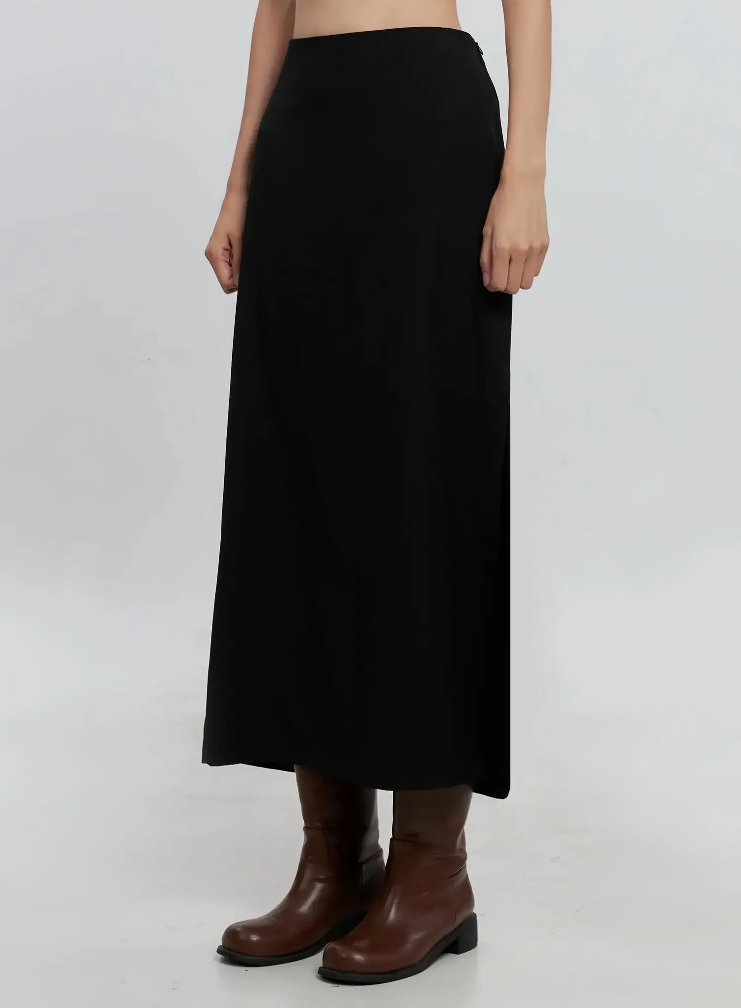 Side-Slit Midi Skirt IS515 - Image 5
