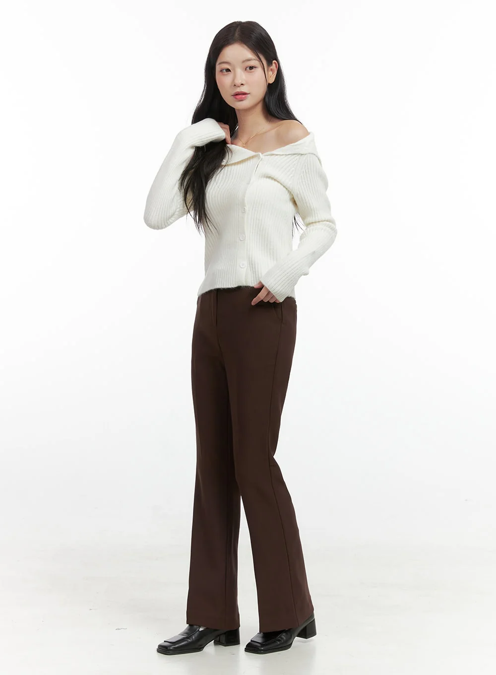 Sleek Solid Flared Trousers OS423 - Image 3